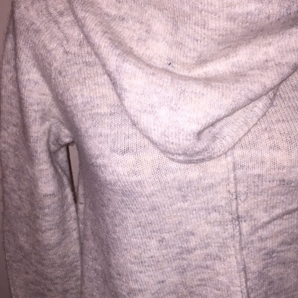 Sweater - Picture 3 of 5